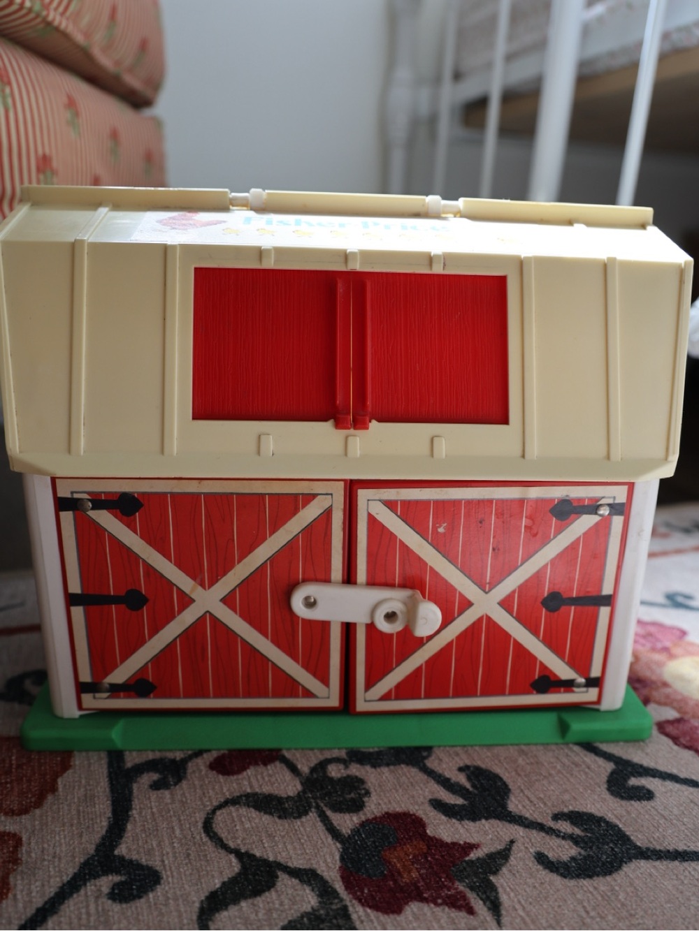Vintage Fisher Price Little People Family Farm Barn 2501 Moo Works